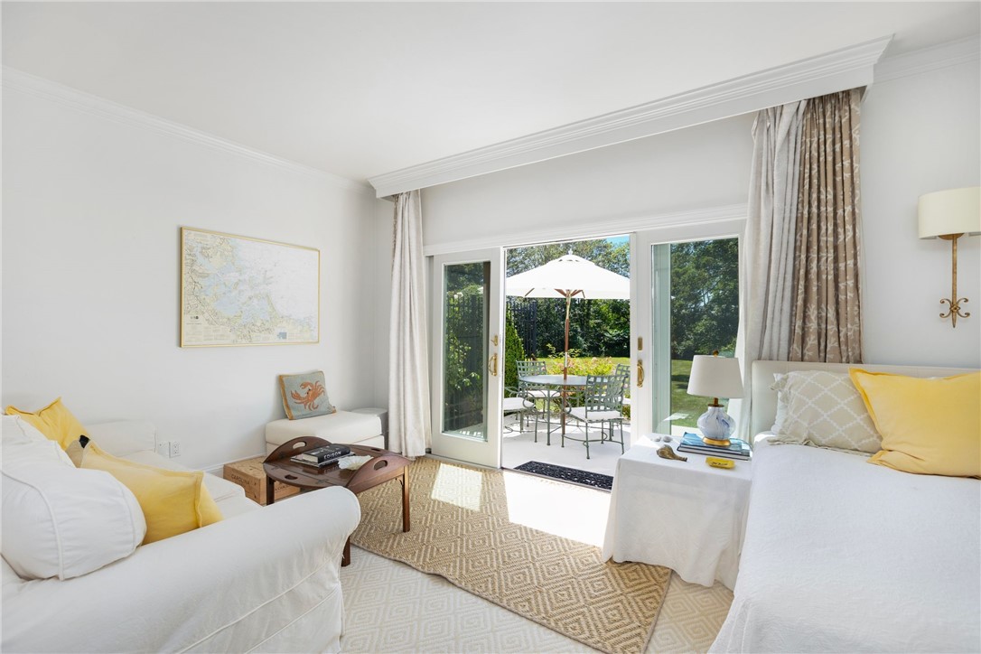 553 Bellevue Avenue, Unit 1 Newport, RI 02840 - Photo 18 of 22