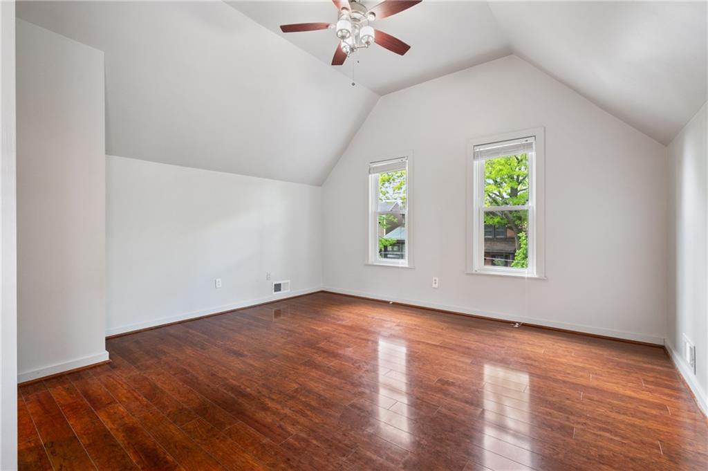 715 Filbert Street Pittsburgh, PA 15232 - Photo 17 of 28 Gallery Image 17