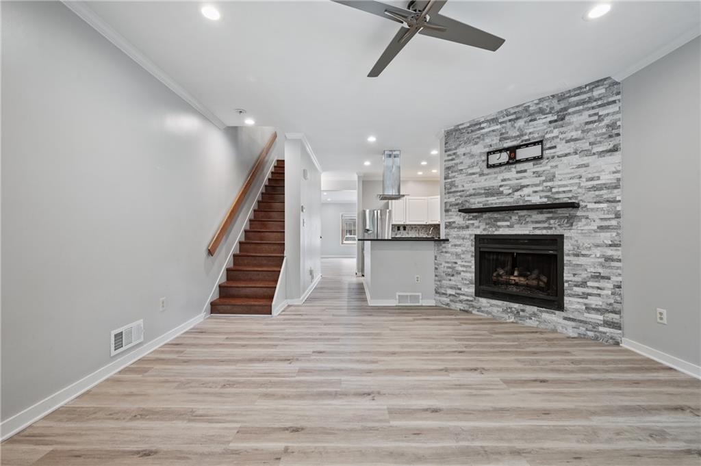 715 Filbert Street Pittsburgh, PA 15232 - Photo 6 of 28 Gallery Image 6