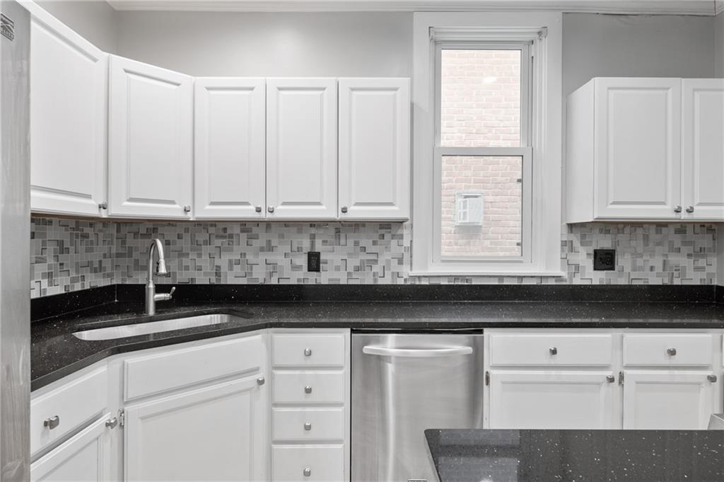 715 Filbert Street Pittsburgh, PA 15232 - Photo 9 of 28 Gallery Image 9