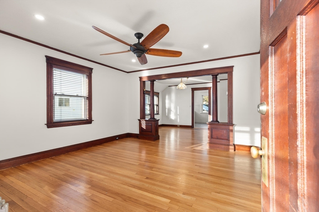 24 Bates Road Framingham, MA 01702 - Photo 3 of 22