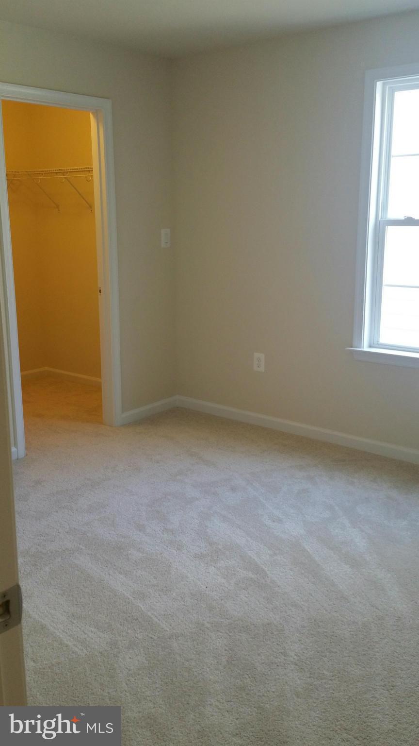 7305 Hayfield Road Alexandria, VA 22315 - Photo 14 of 20 Interior (General)