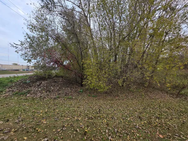 $62,000 | 1400 High Avenue Northeast, Willmar, MN 56201