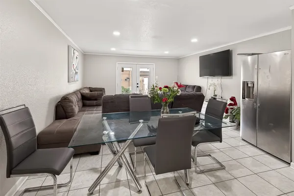 $165,000 | 8478 Ariel Street, Unit 61, Houston, TX 77074