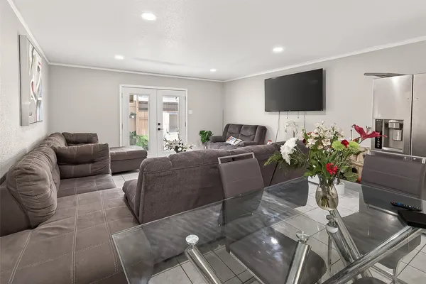 $165,000 | 8478 Ariel Street, Unit 61, Houston, TX 77074