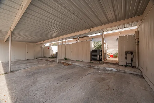 $165,000 | 8478 Ariel Street, Unit 61, Houston, TX 77074