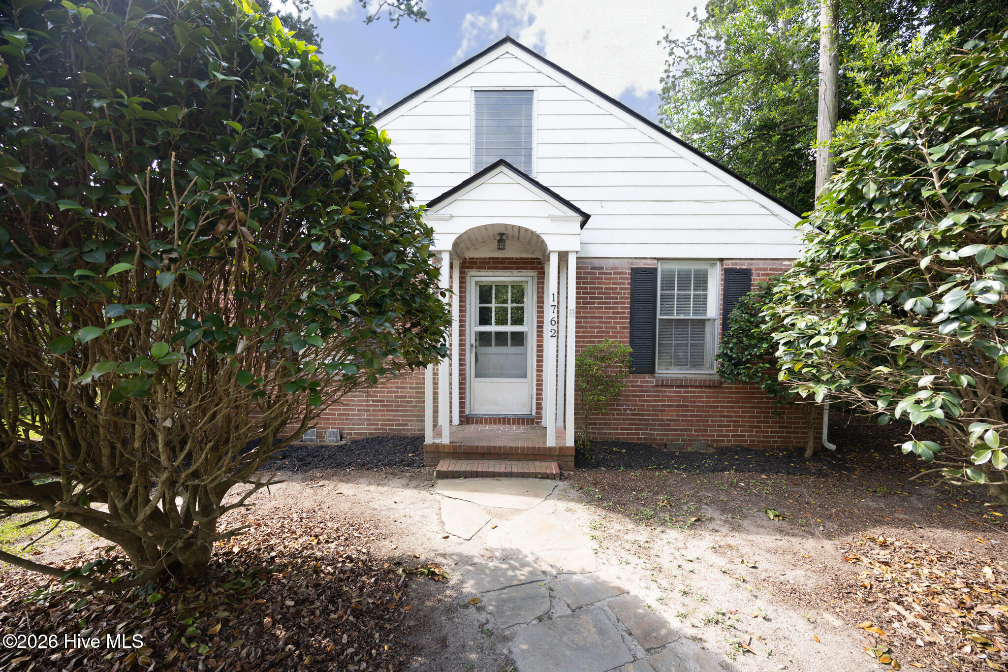 1762 Pine Tree Road Augusta, GA 30904 - Photo 2 of 27