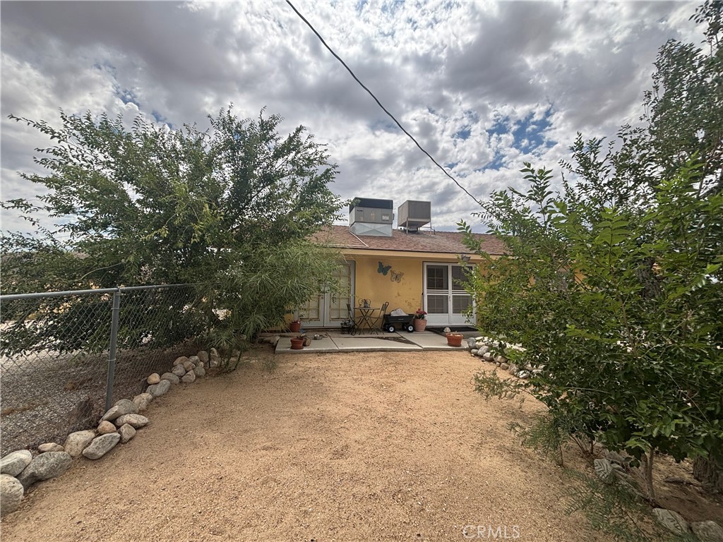 3255 Sunset Road Joshua Tree, CA 92252 - Photo 10 of 26