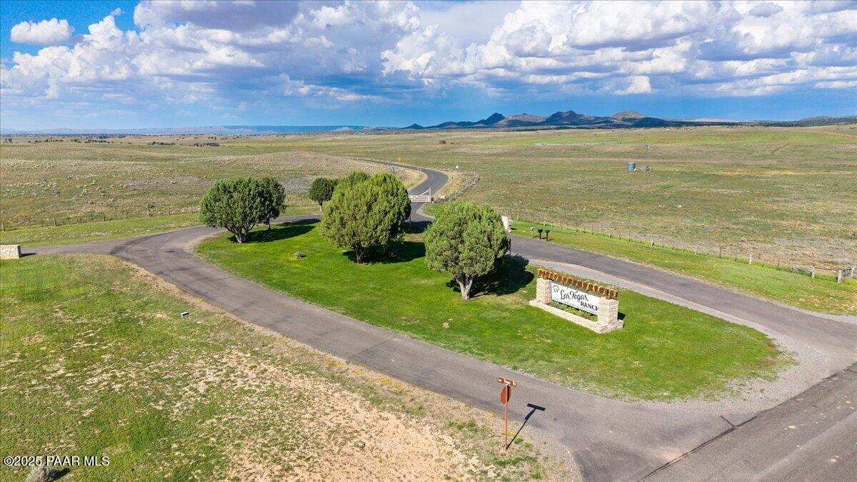 18150 Doric Way Prescott, AZ 86305 - Photo 11 of 13 02-Las Vegas Ranch Community