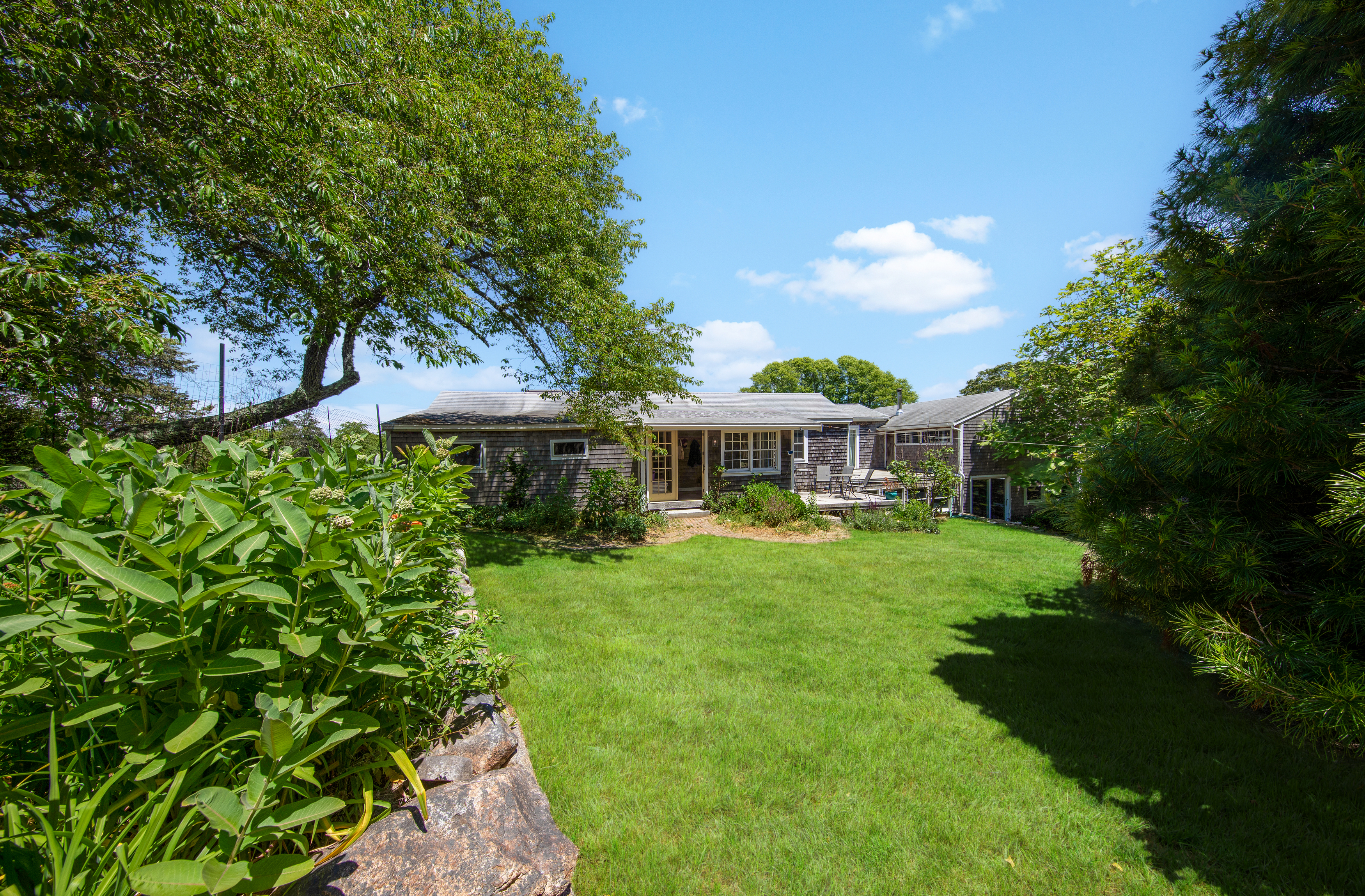 8 Rumpus Ridge Road Chilmark, MA 02535 - Photo 18 of 27