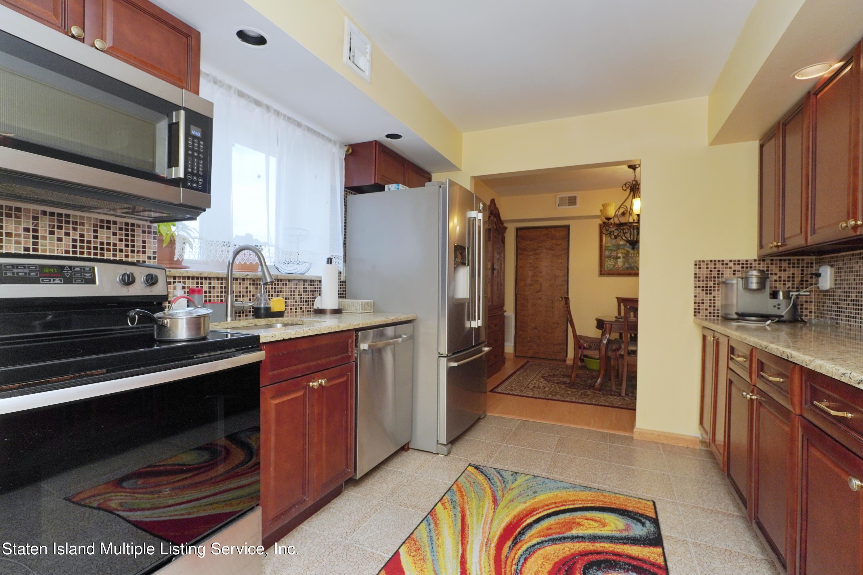 3465 Amboy Road, Unit 4J Staten Island, NY 10306 - Photo 14 of 31 14