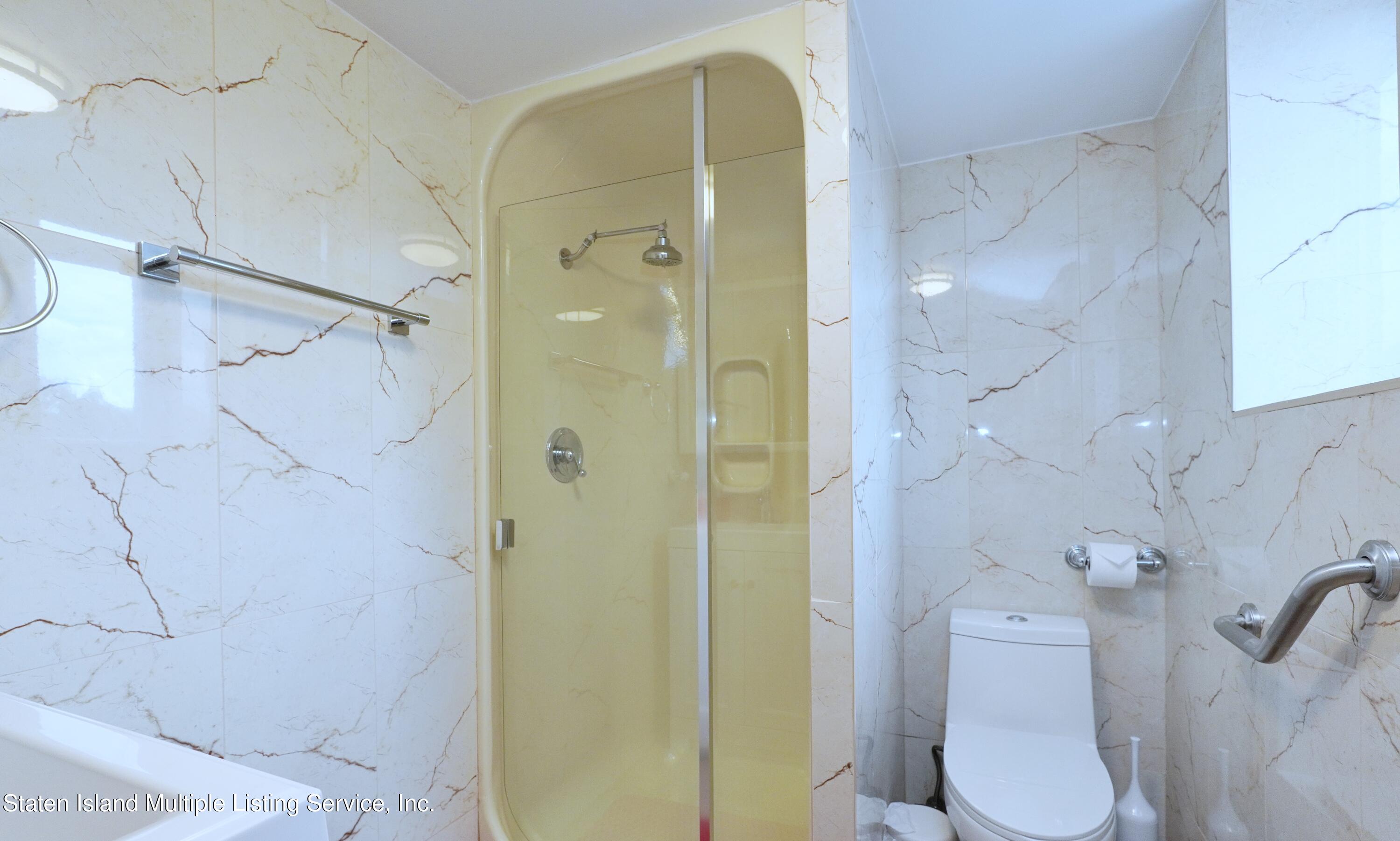 3465 Amboy Road, Unit 4J Staten Island, NY 10306 - Photo 28 of 31 28