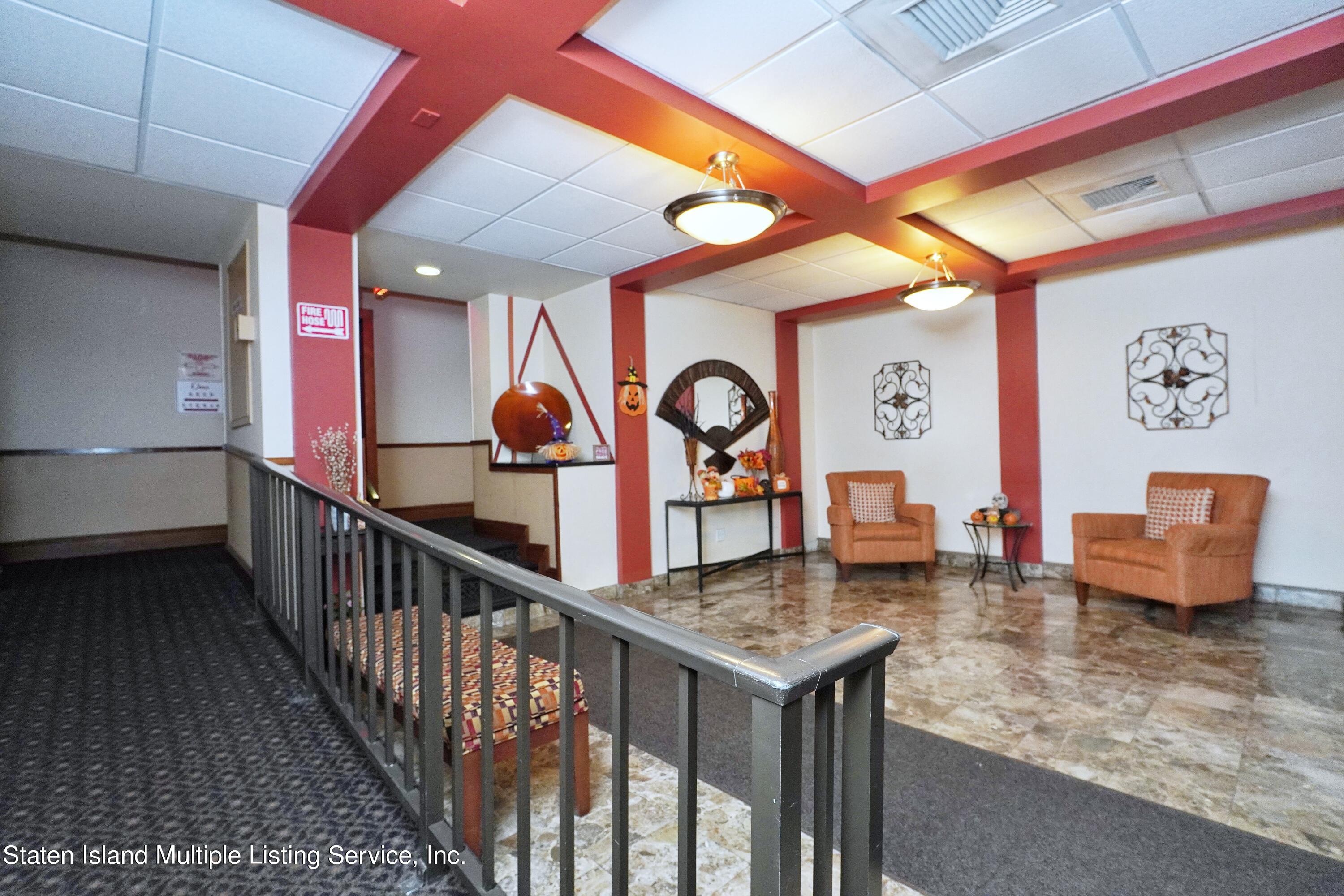 3465 Amboy Road, Unit 4J Staten Island, NY 10306 - Photo 4 of 31 4