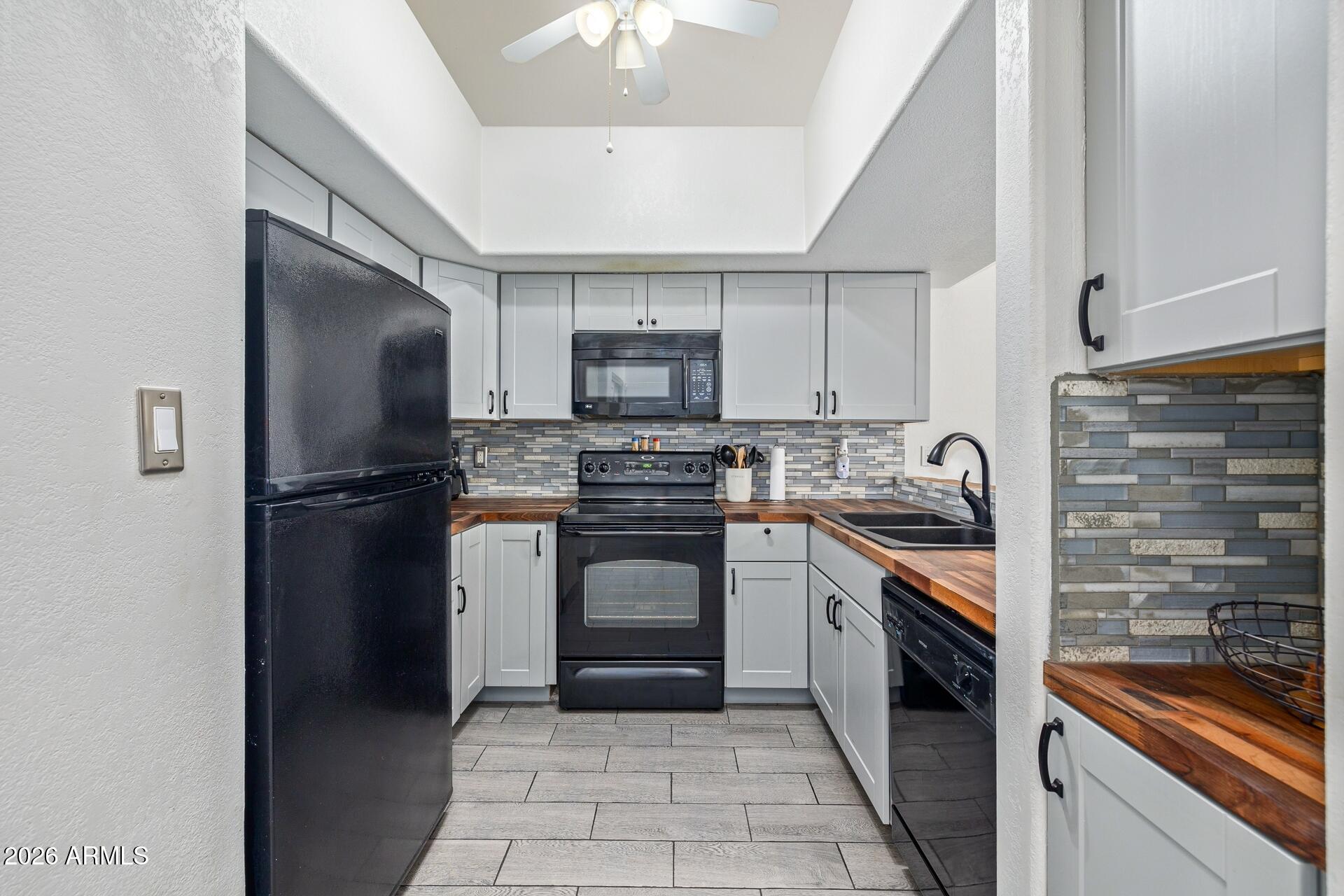 14002 North 49th Avenue, Unit 1112 Glendale, AZ 85306 - Photo 8 of 25 09-49th