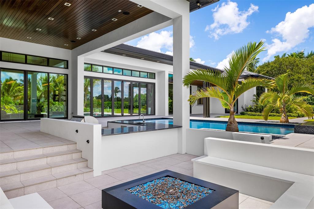 12701 Luray Road Southwest Ranches, FL 33330 - Photo 41 of 50 a living room with large window