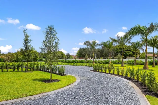 $9,750,000 | 12701 Luray Road, Southwest Ranches, FL 33330