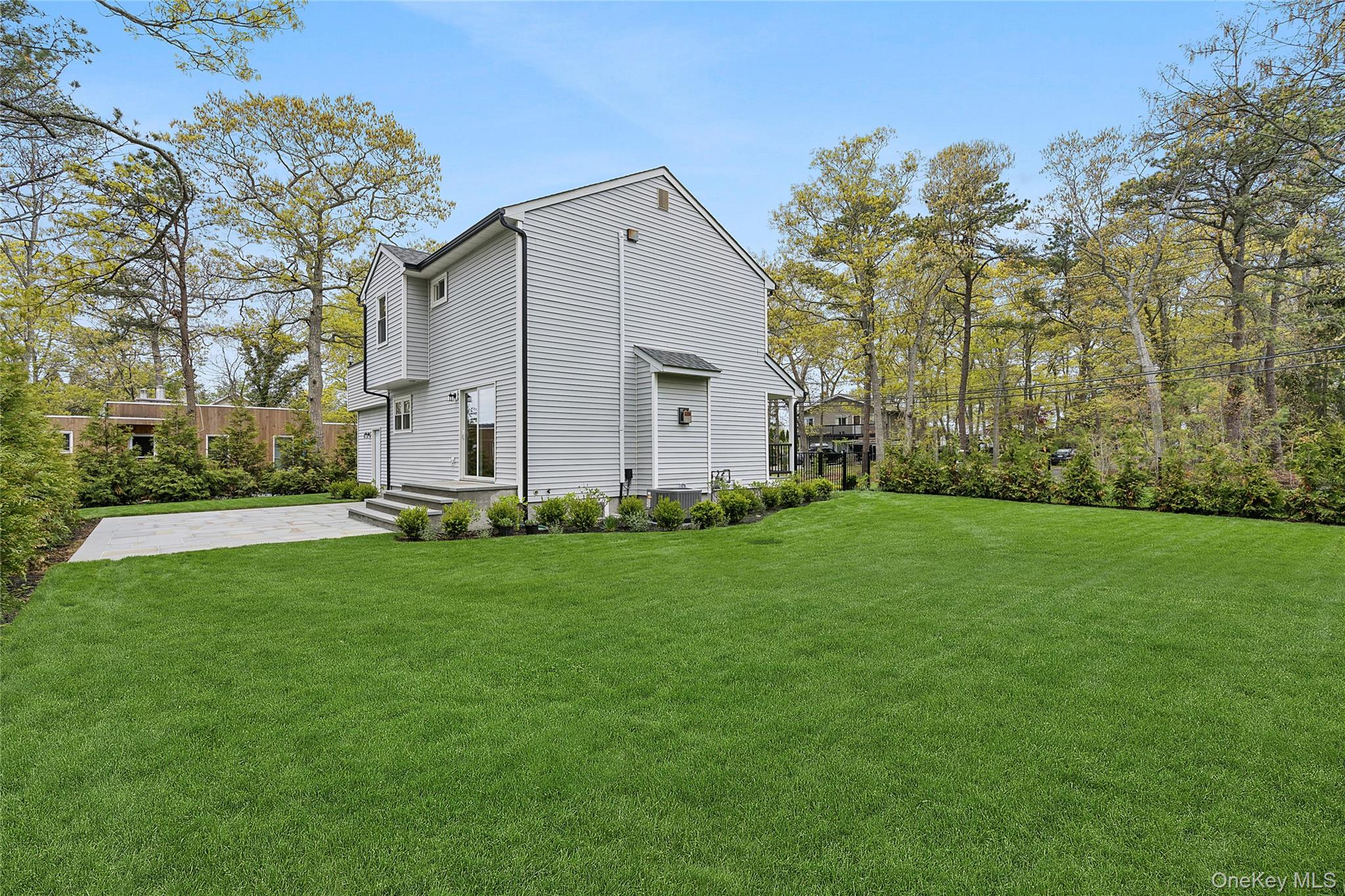 53 Shore Road Hampton Bays, NY 11946 - Photo 14 of 16