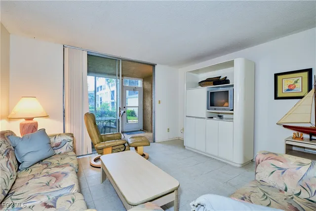 $124,900 | 5959 Winkler Road, Unit 118, Fort Myers, FL 33919