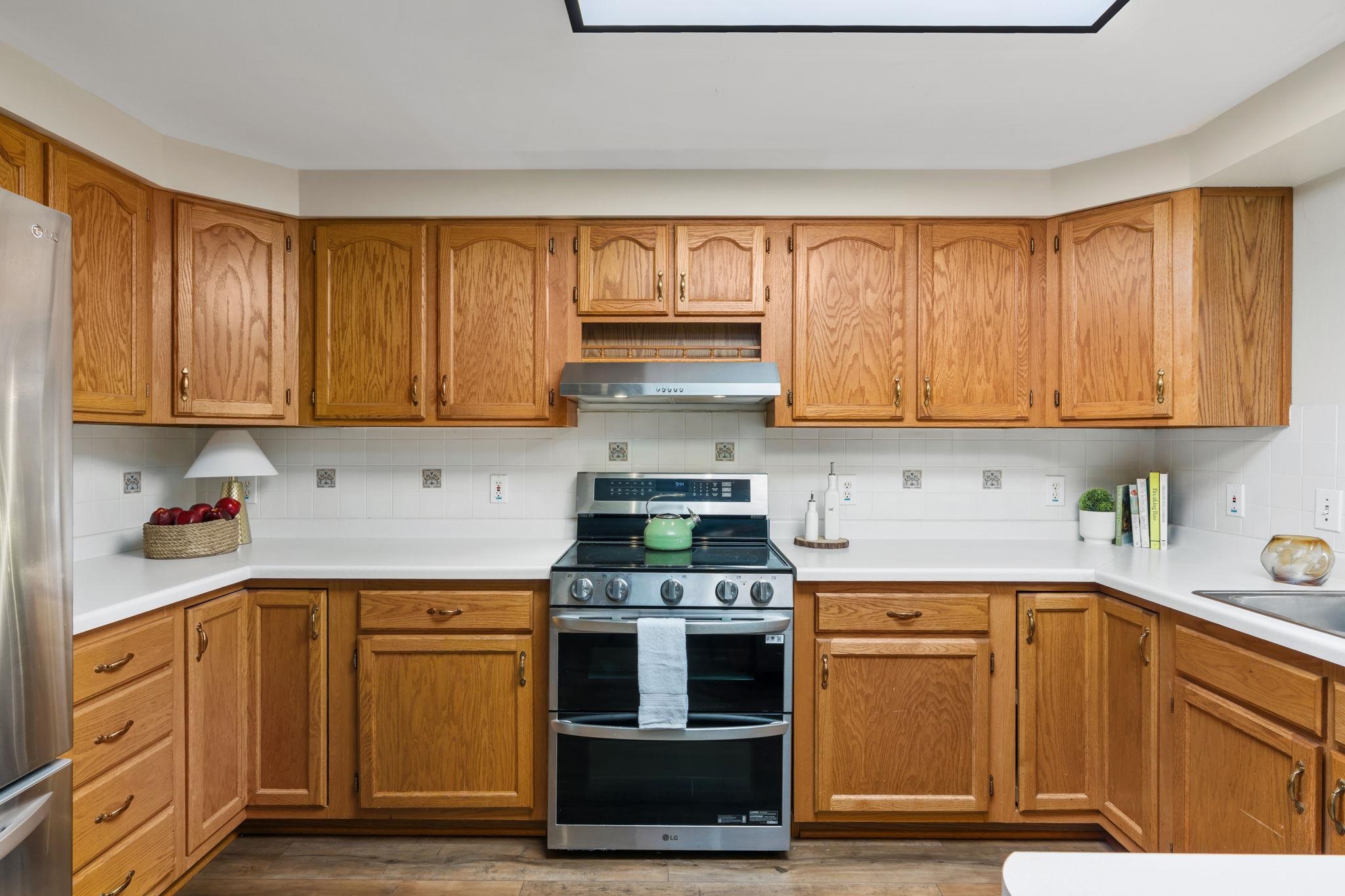1111 Spruce Drive Baraboo, WI 53913 - Photo 11 of 33