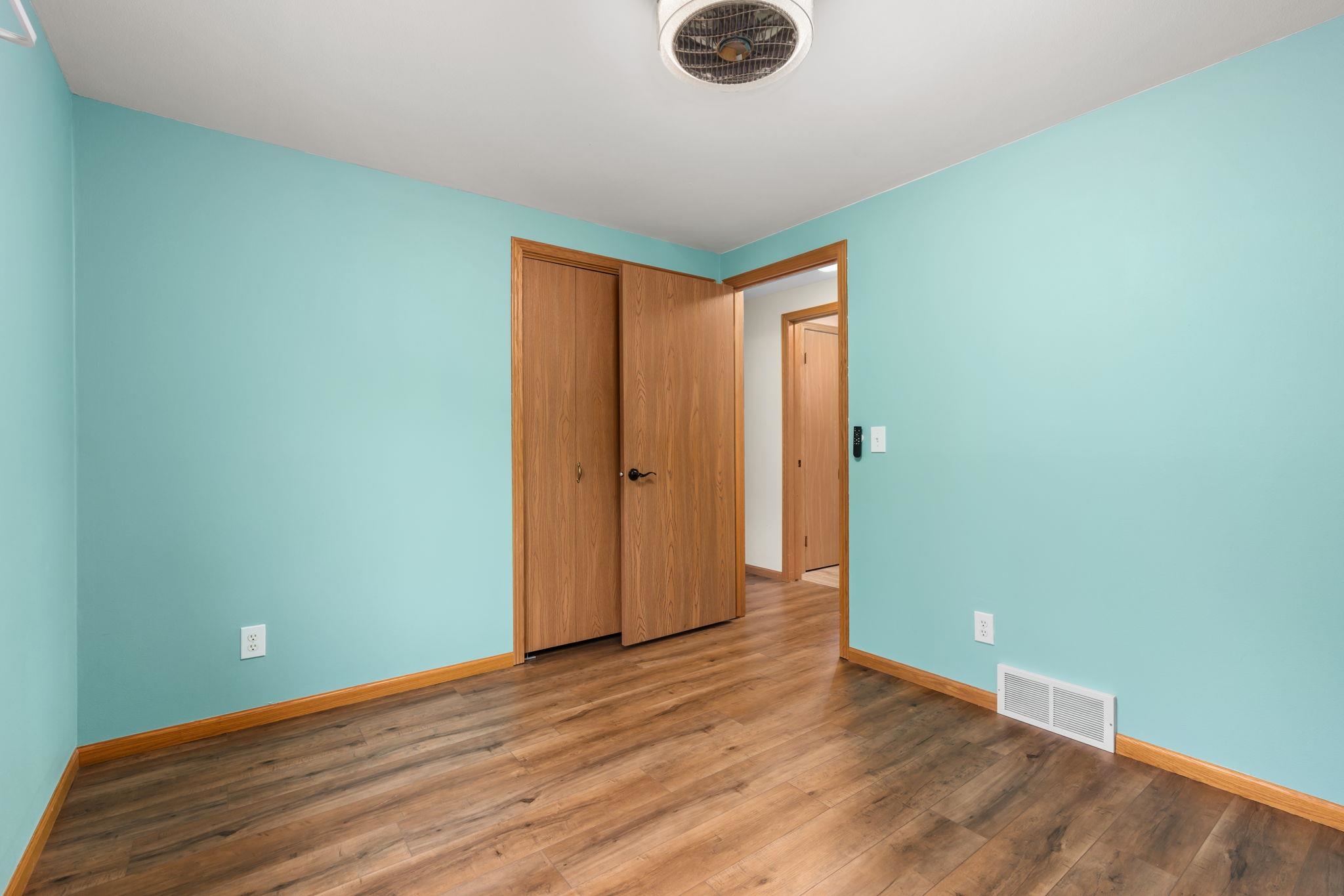 1111 Spruce Drive Baraboo, WI 53913 - Photo 25 of 33