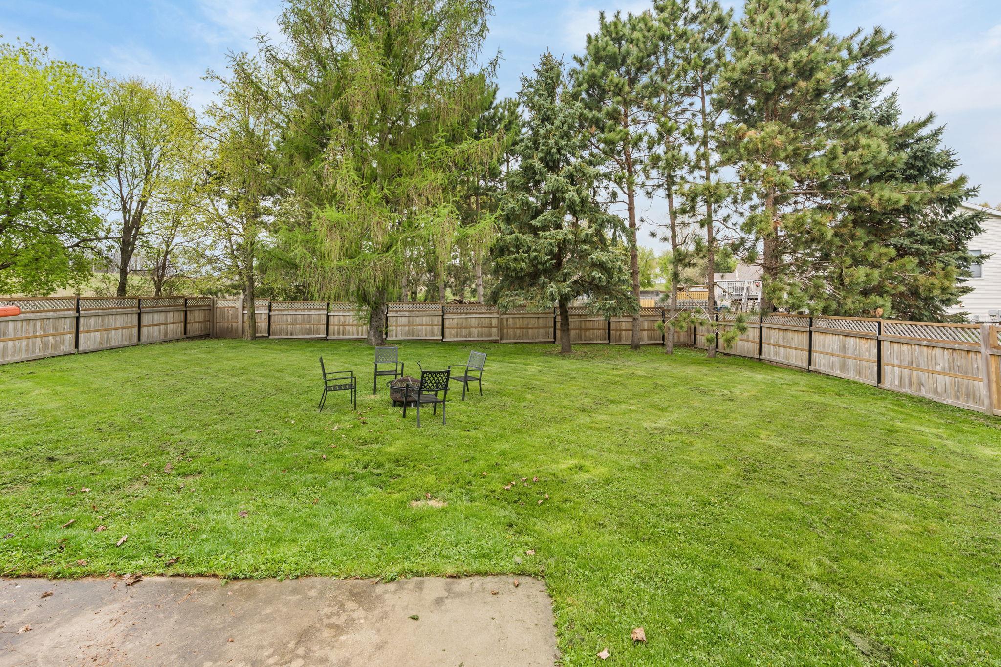 1111 Spruce Drive Baraboo, WI 53913 - Photo 31 of 33