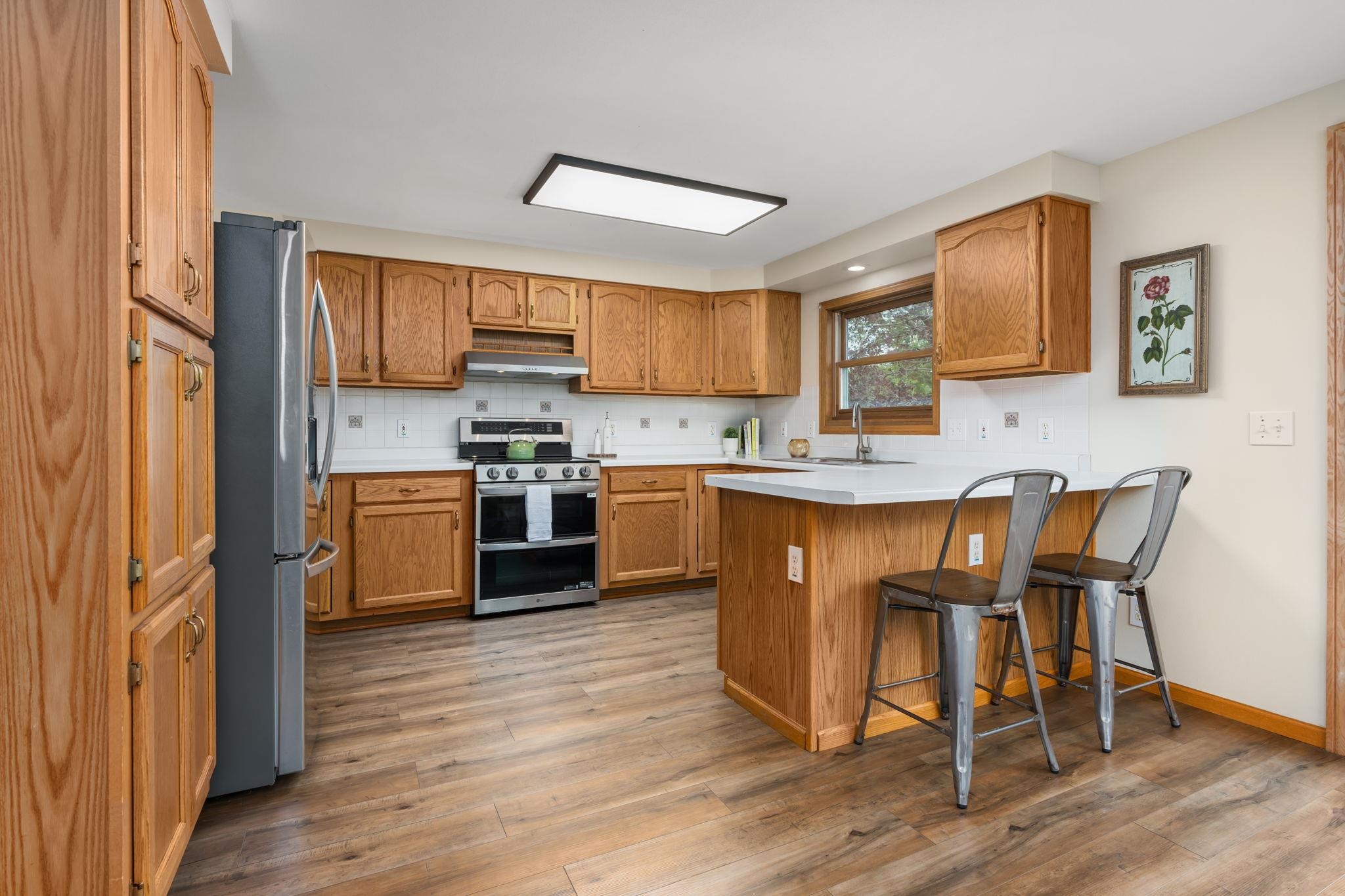 1111 Spruce Drive Baraboo, WI 53913 - Photo 9 of 33