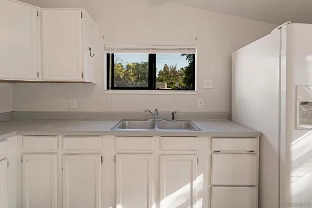 $339,000 | 498 East 8th Avenue, Chico, CA 95926