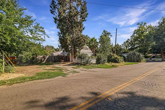 $339,000 | 498 East 8th Avenue, Chico, CA 95926