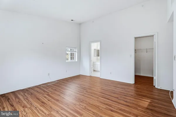 $344,900 | 10 Bandon Court, Unit 301, Lutherville-Timonium, MD 21093