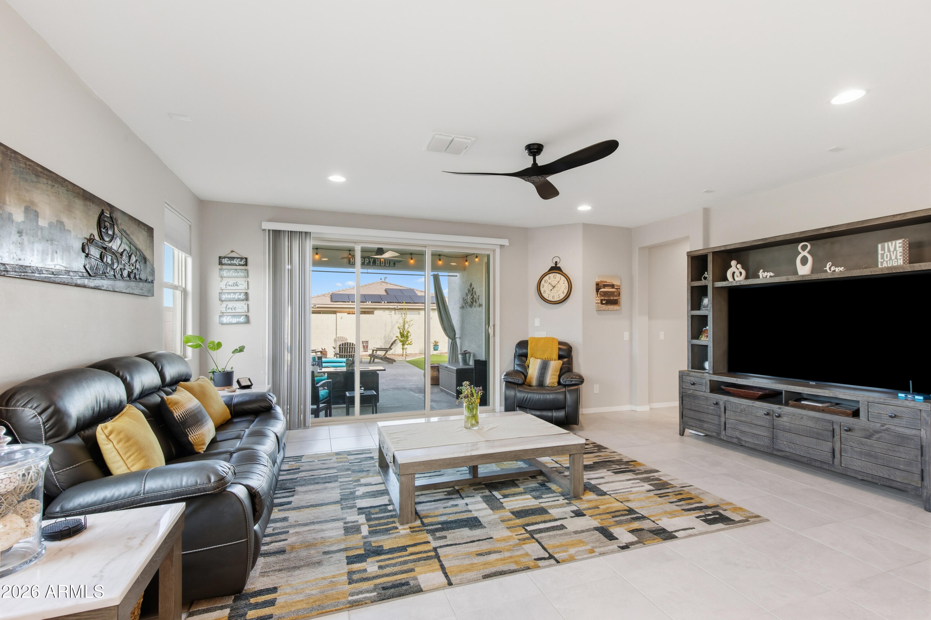 12868 West Ocotillo Road Glendale, AZ 85307 - Photo 4 of 19 Great Room