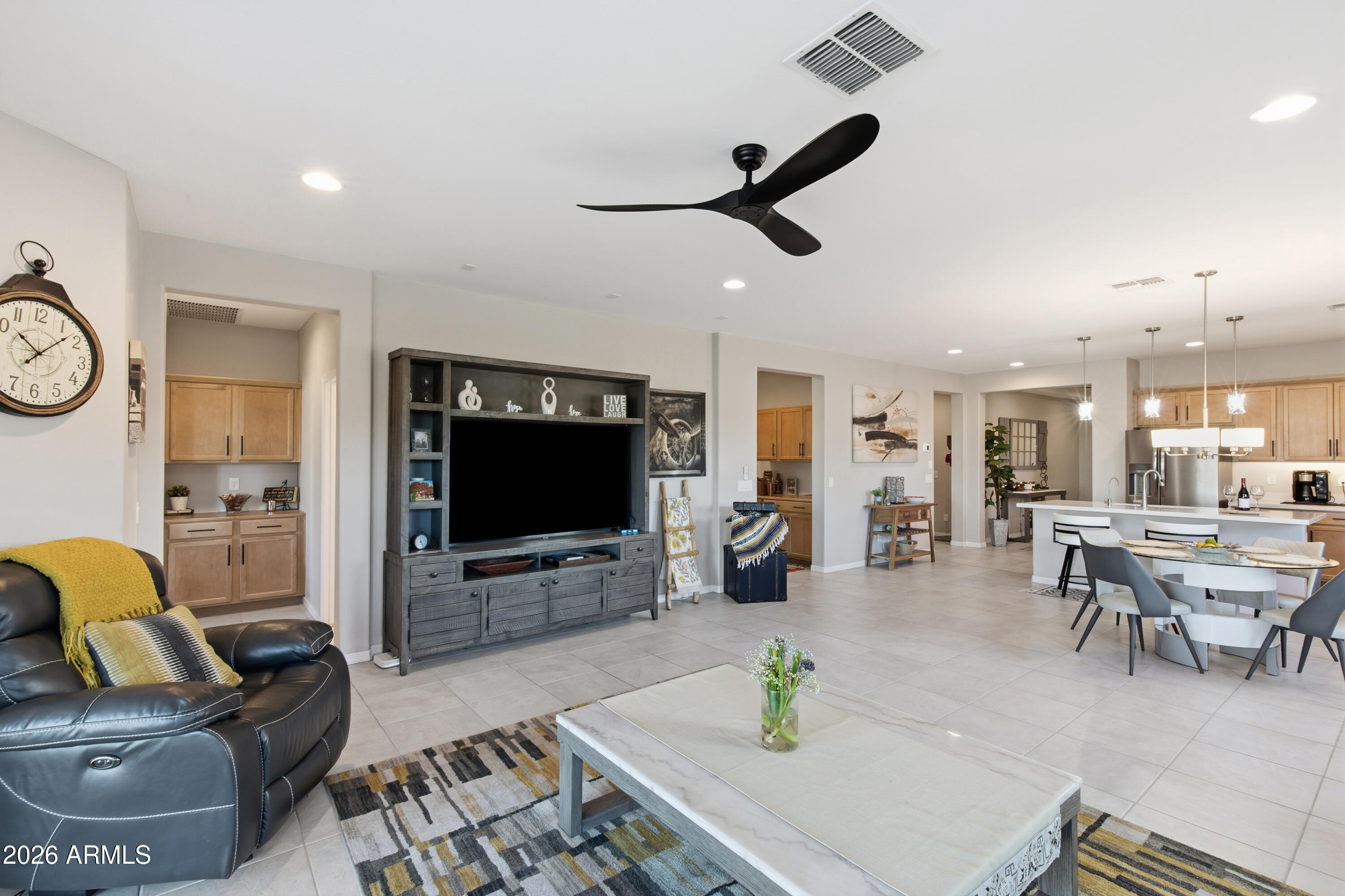 12868 West Ocotillo Road Glendale, AZ 85307 - Photo 5 of 19 So Spacious