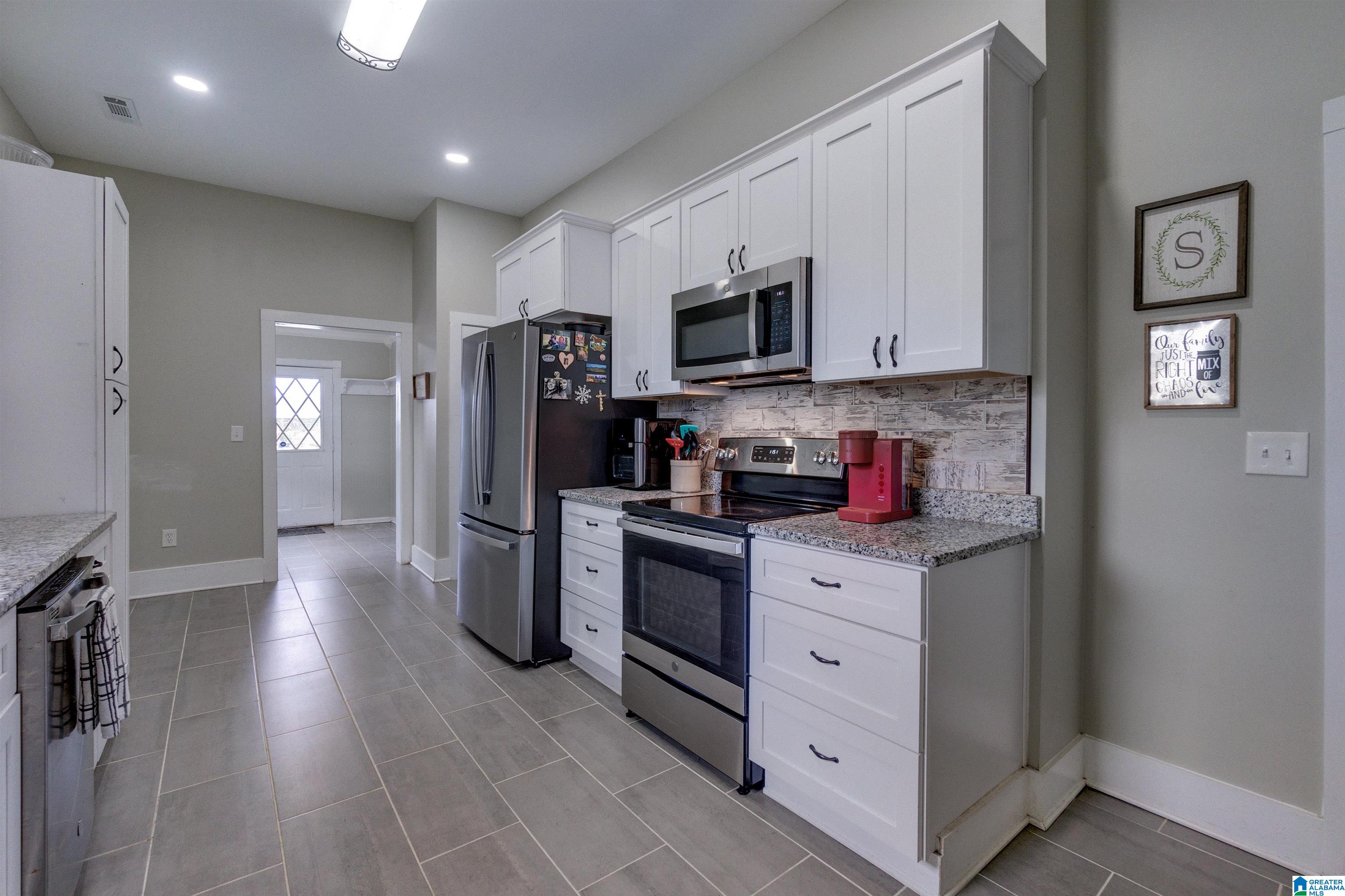 1102 4th Avenue North Clanton, AL 35045 - Photo 17 of 39