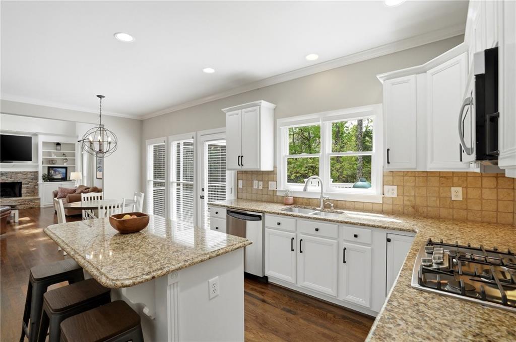 3815 Bridle Ridge Drive Suwanee, GA 30024 - Photo 15 of 56