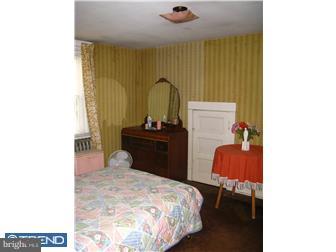 203 Heather Road Upper Darby, PA 19082 - Photo 8 of 12
