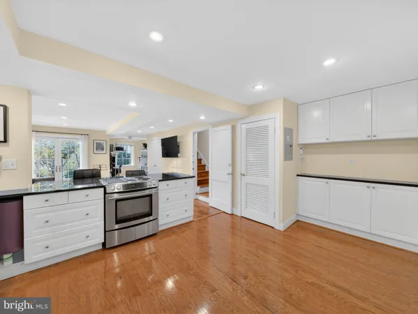 $1,420,000 | 2119 Huidekoper Place Northwest, Washington, DC 20007