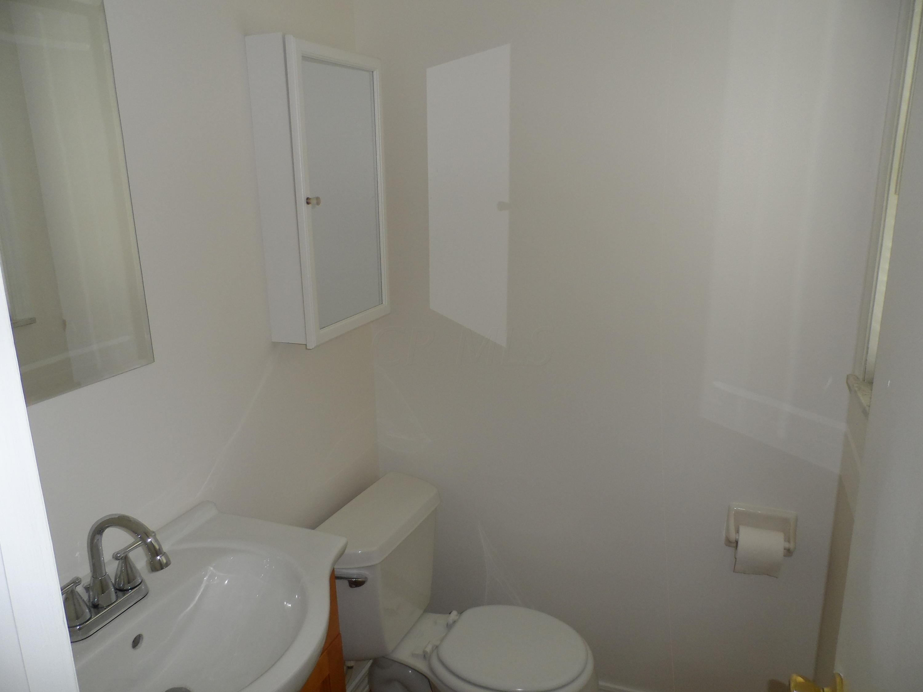 5691 Karl Road Columbus, OH 43229 - Photo 6 of 6 Gallery Image 6