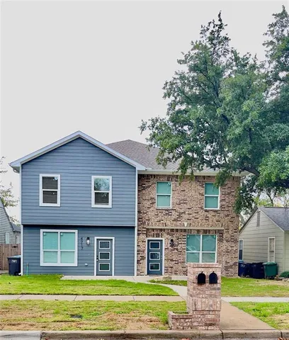 $685,000 | 4717 Calmont Avenue, Fort Worth, TX 76107