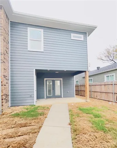 $685,000 | 4717 Calmont Avenue, Fort Worth, TX 76107