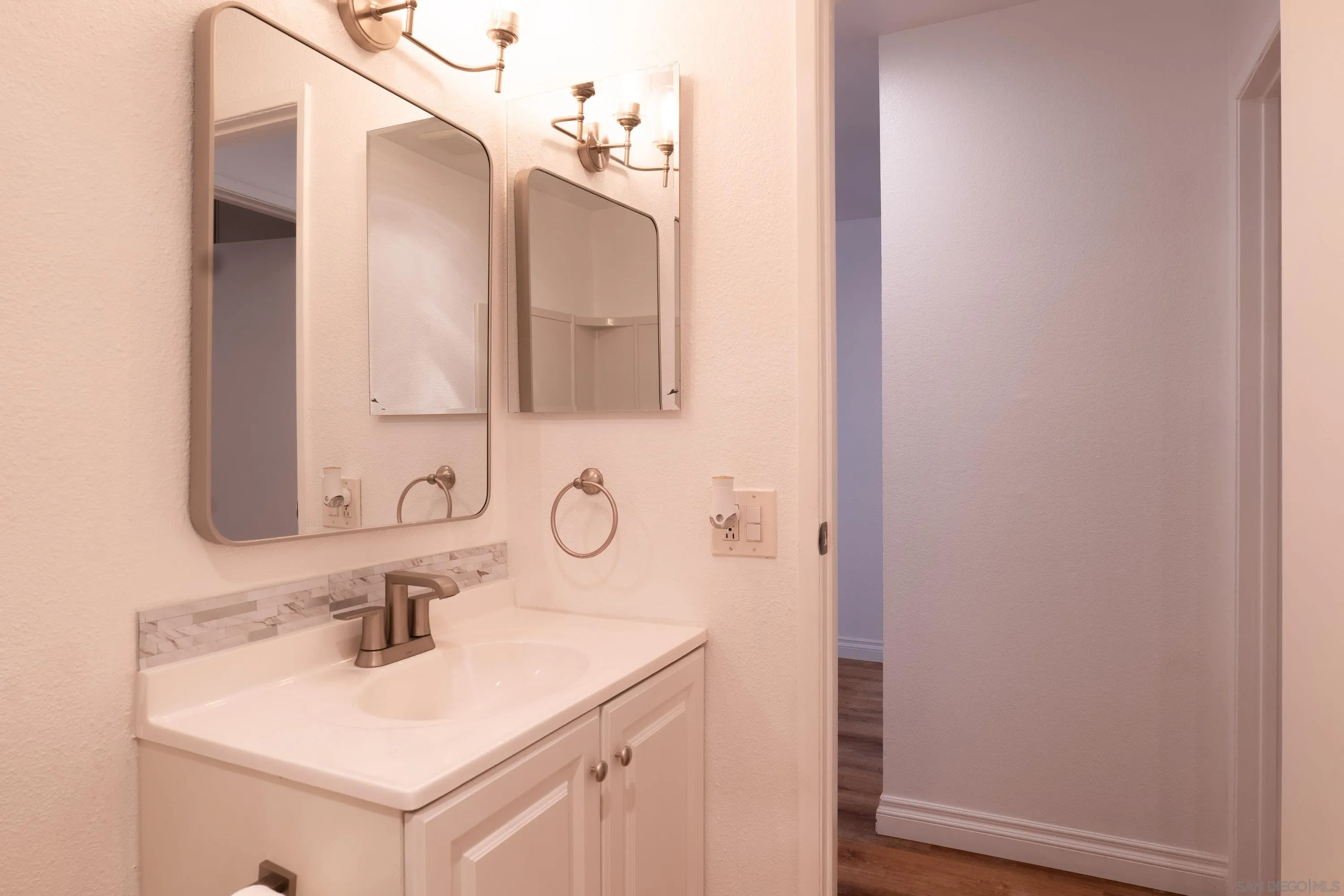 5513 Adobe Falls Road, Unit 2 San Diego, CA 92120 - Photo 24 of 40