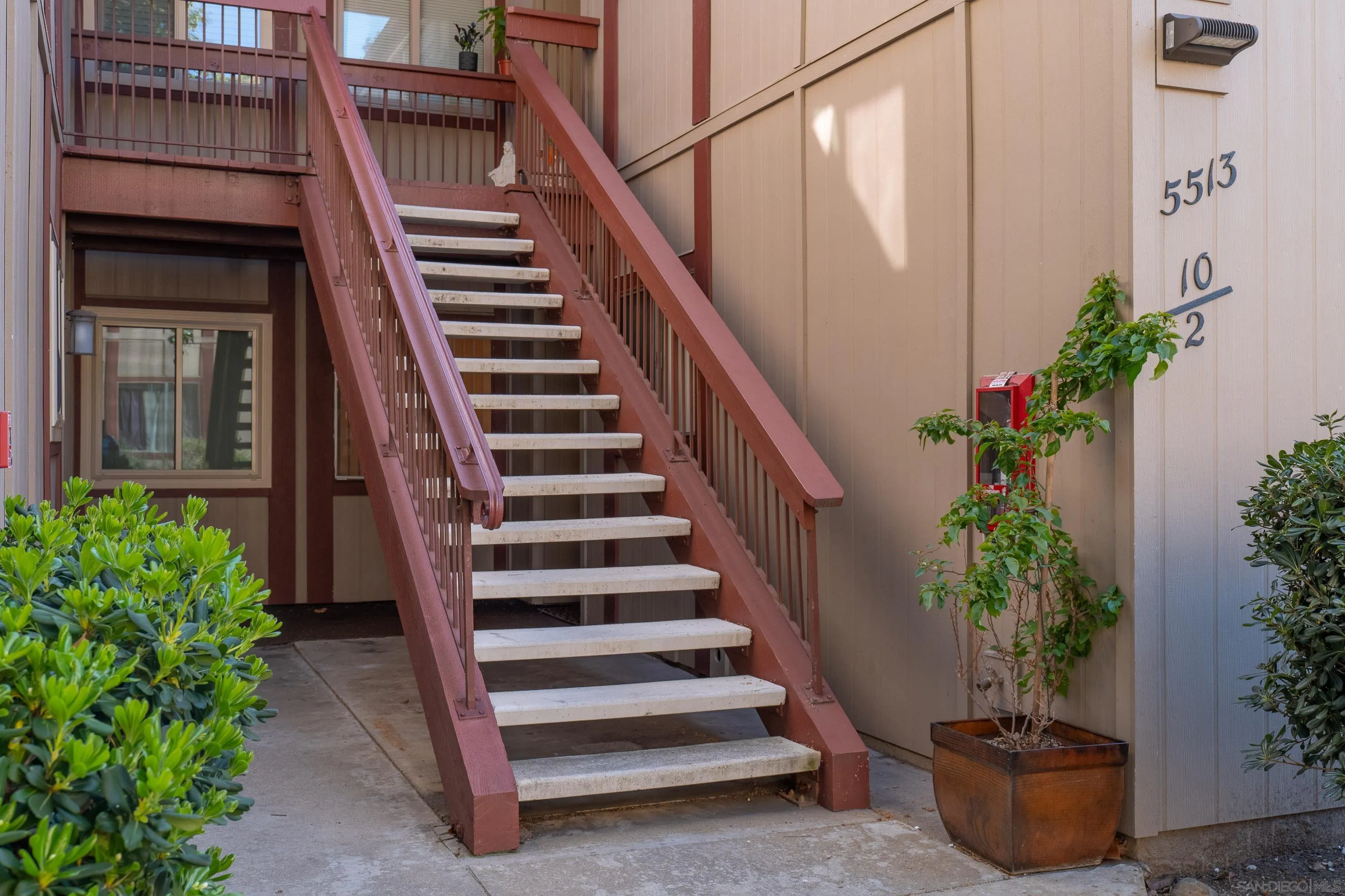 5513 Adobe Falls Road, Unit 2 San Diego, CA 92120 - Photo 9 of 40