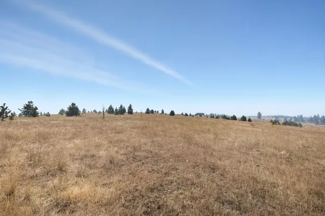 $200,000 | 35705 Arm View Lane North, Creston, WA 99117