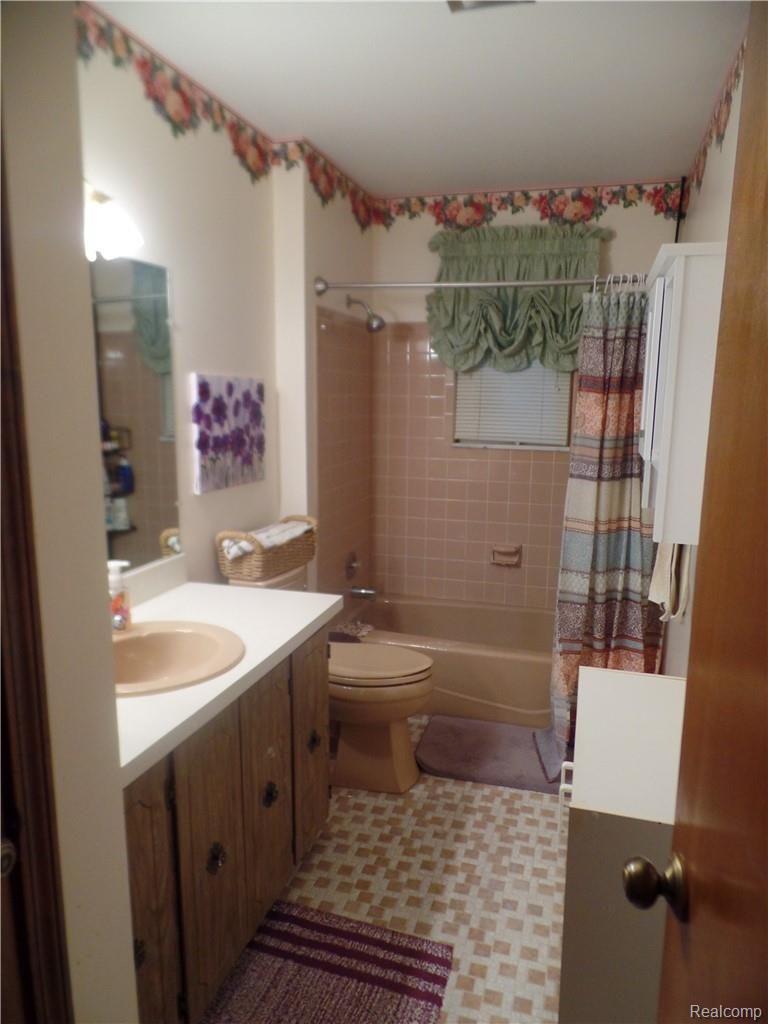 10276 Talladay Road Willis, MI 48191 - Photo 45 of 60 Talladay 020.JPG
