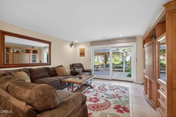 $1,150,000 | 49 Brea Court, Camarillo, CA 93010