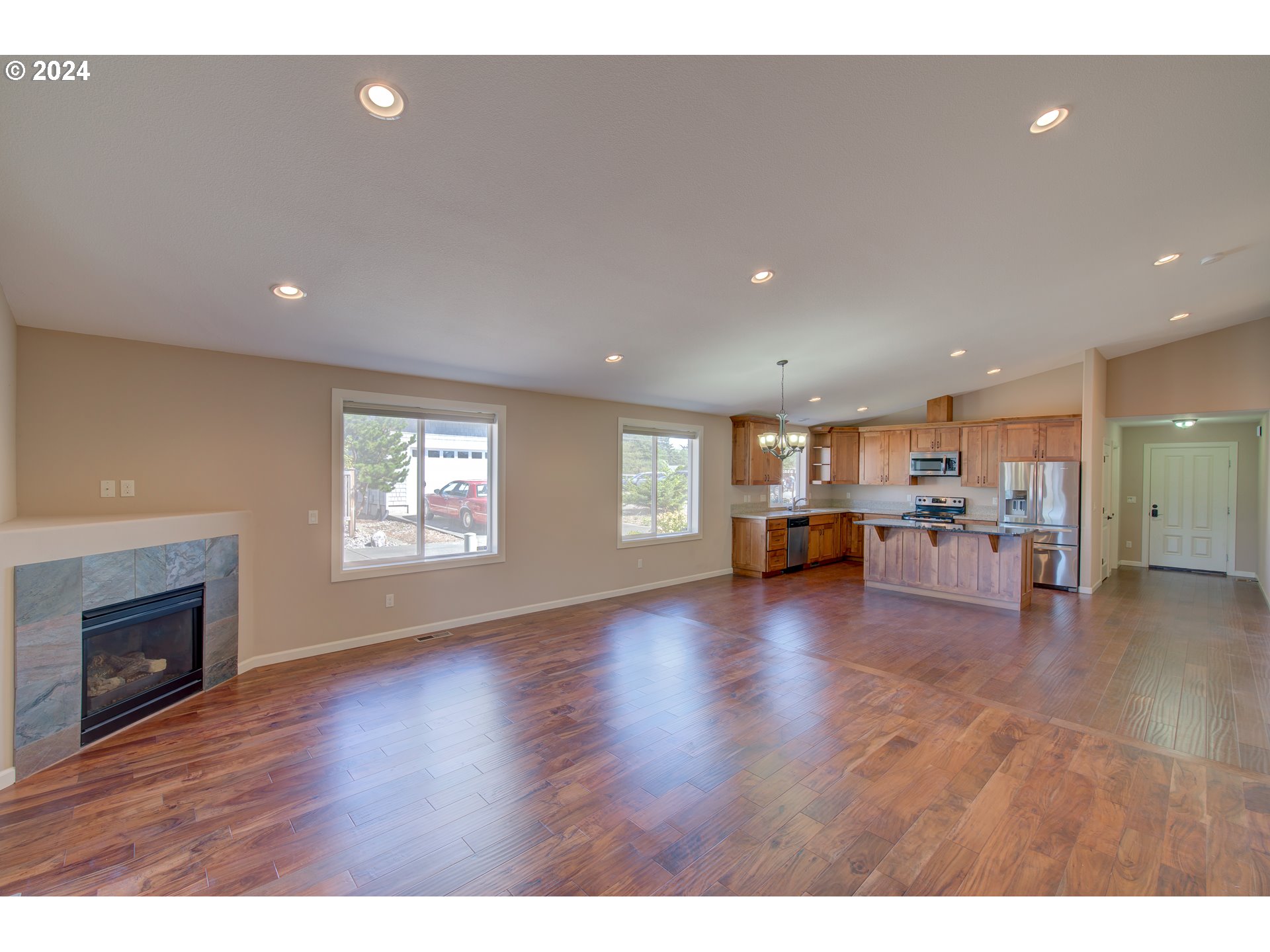 206 Pioneer Road Long Beach, WA 98631 - Photo 6 of 39 Gallery Image 6
