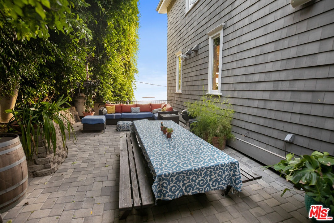 2962 Valmere Drive Malibu, CA 90265 - Photo 41 of 50