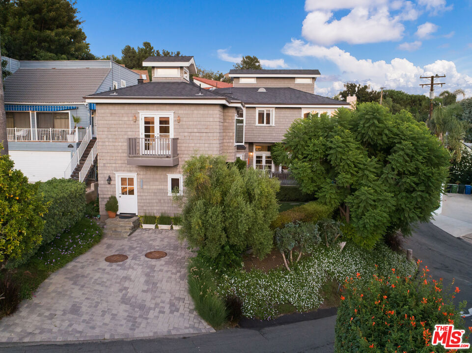 2962 Valmere Drive Malibu, CA 90265 - Photo 47 of 50 an aerial view of a house