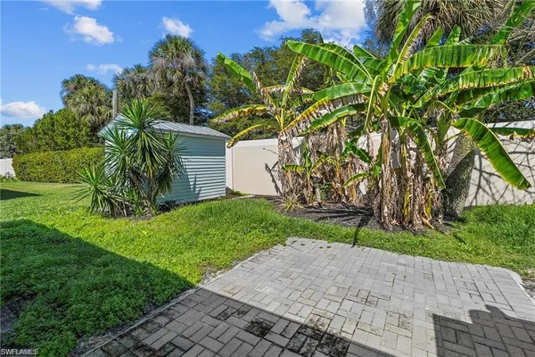 $2,000 | 1855 Danford Street, Unit A, Naples, FL 34112