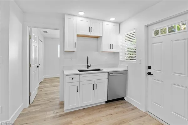 $2,000 | 1855 Danford Street, Unit A, Naples, FL 34112