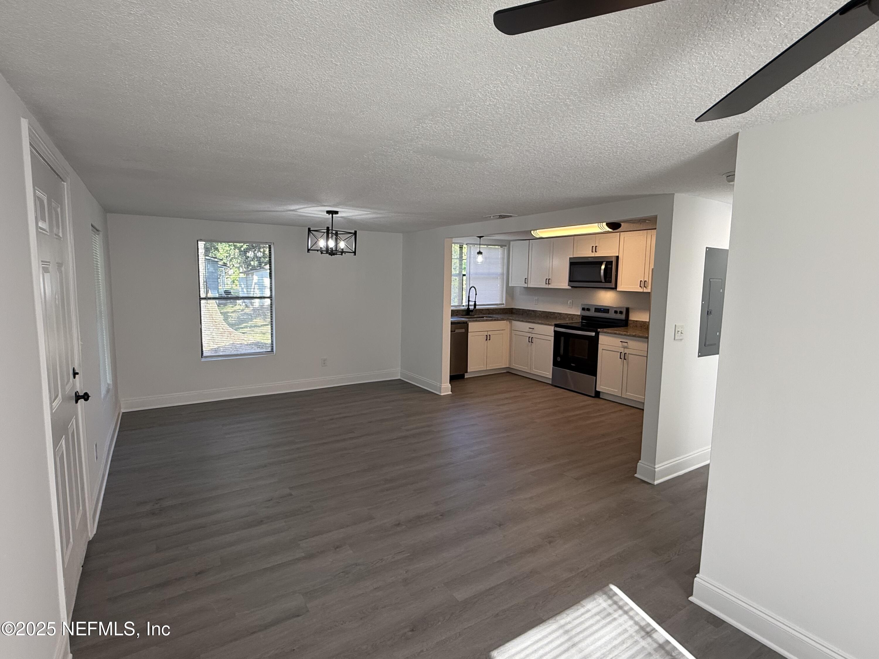 6449 Bluebird Road Jacksonville, FL 32219 - Photo 7 of 18 IMG_2821