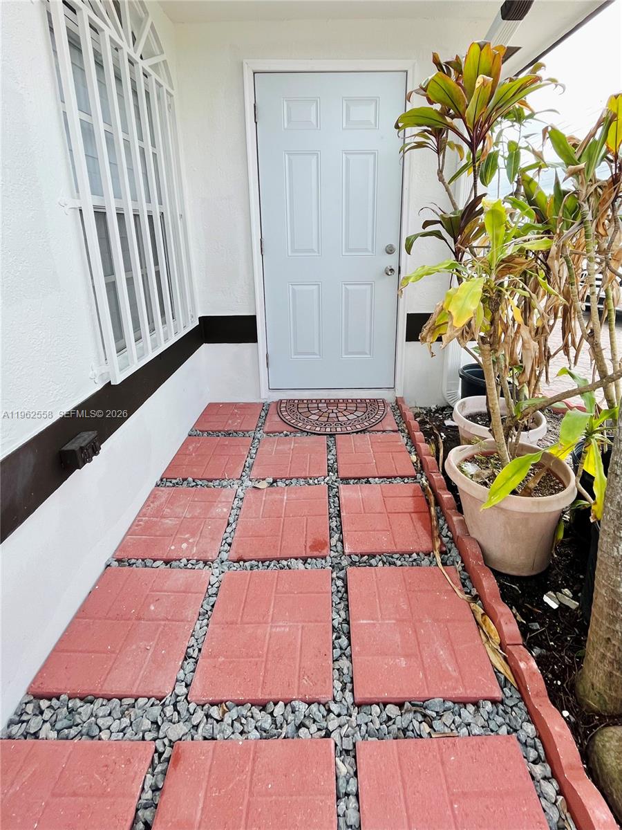 1063 Southwest 142nd Avenue, Unit A Miami, FL 33184 - Photo 2 of 9